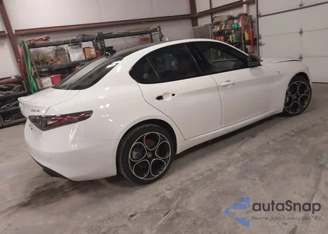 2024 Alfa Romeo Giulia Ti Awd из США, поврежденный, VIN ZARFANBN4R7679830
